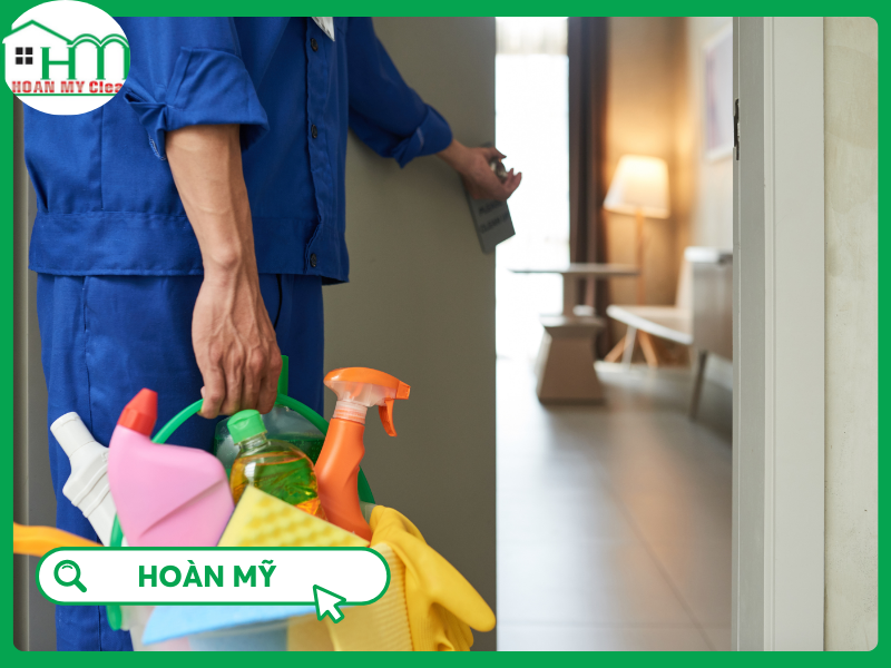 Dịch vụ vệ sinh văn phòng tại TPHCM